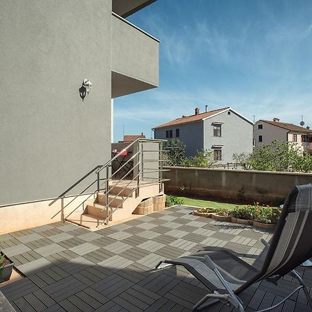 Apartments Elviana Пула Екстериор снимка