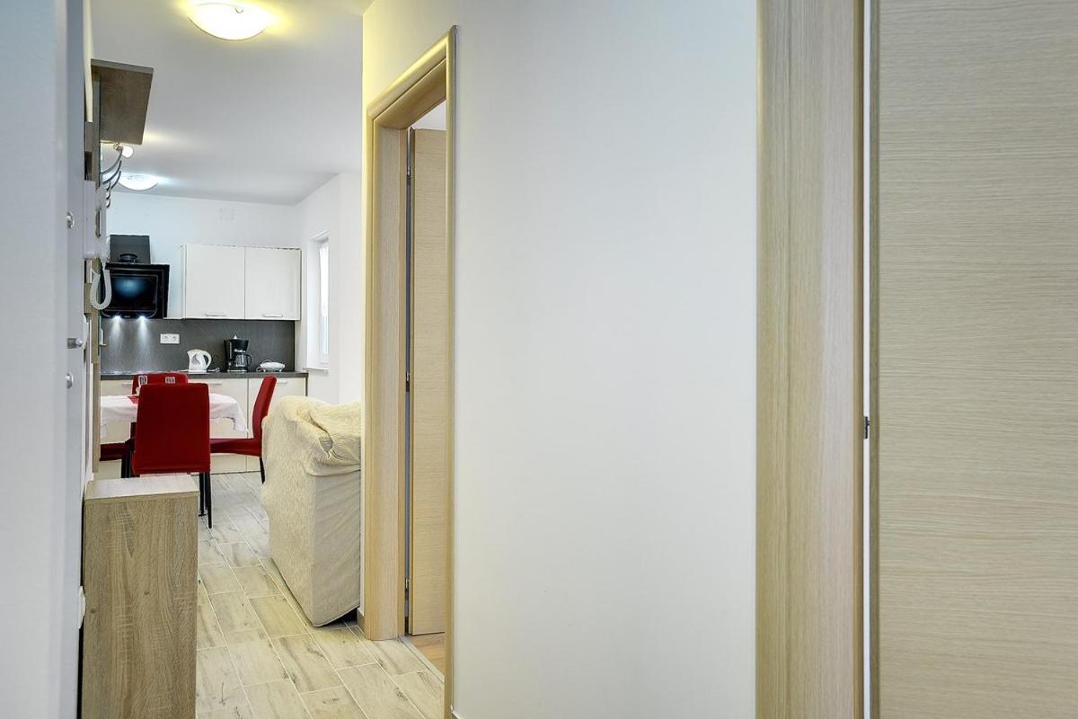 Apartments Elviana Пула Екстериор снимка